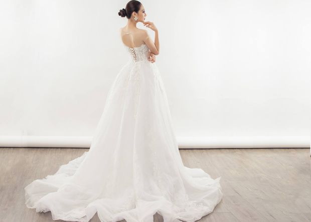 Custom wedding dress by ATL Tailor