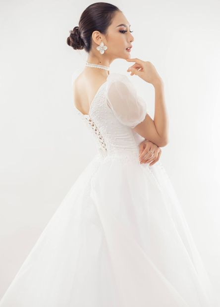 Custom wedding dress by ATL Tailor