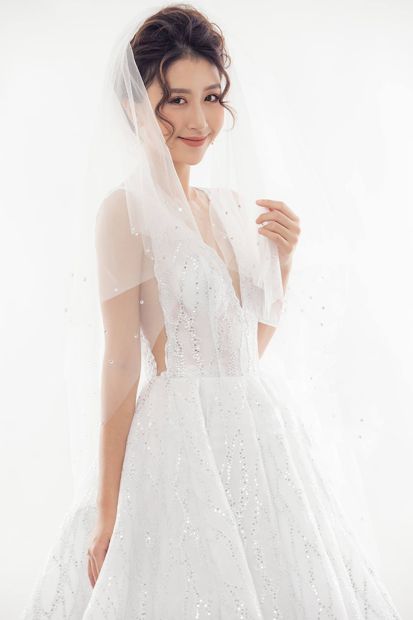 Custom wedding dress by ATL Tailor
